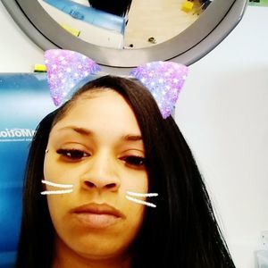 Meet your Posher, Valerie